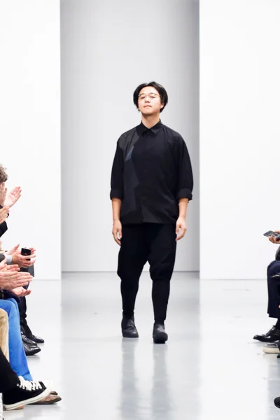 Look 38